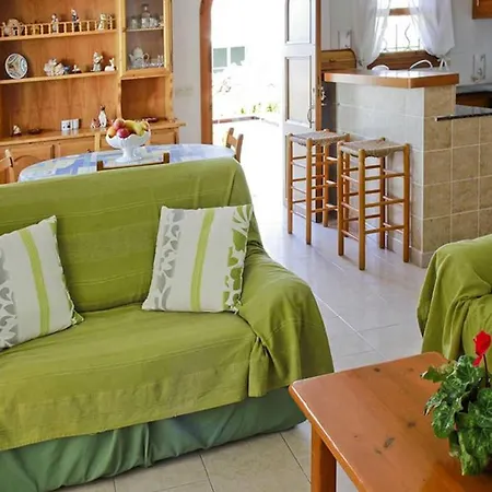 Villa Casa Louise - Great Value 3 Bedroom House In - Perfect For Families Son Bou